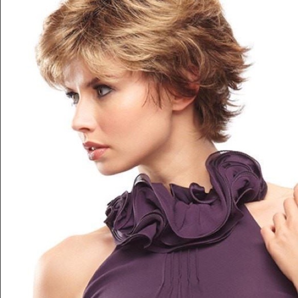 Jazz Mono Top Wig by Rene’ of Paris - Picture 5 of 8